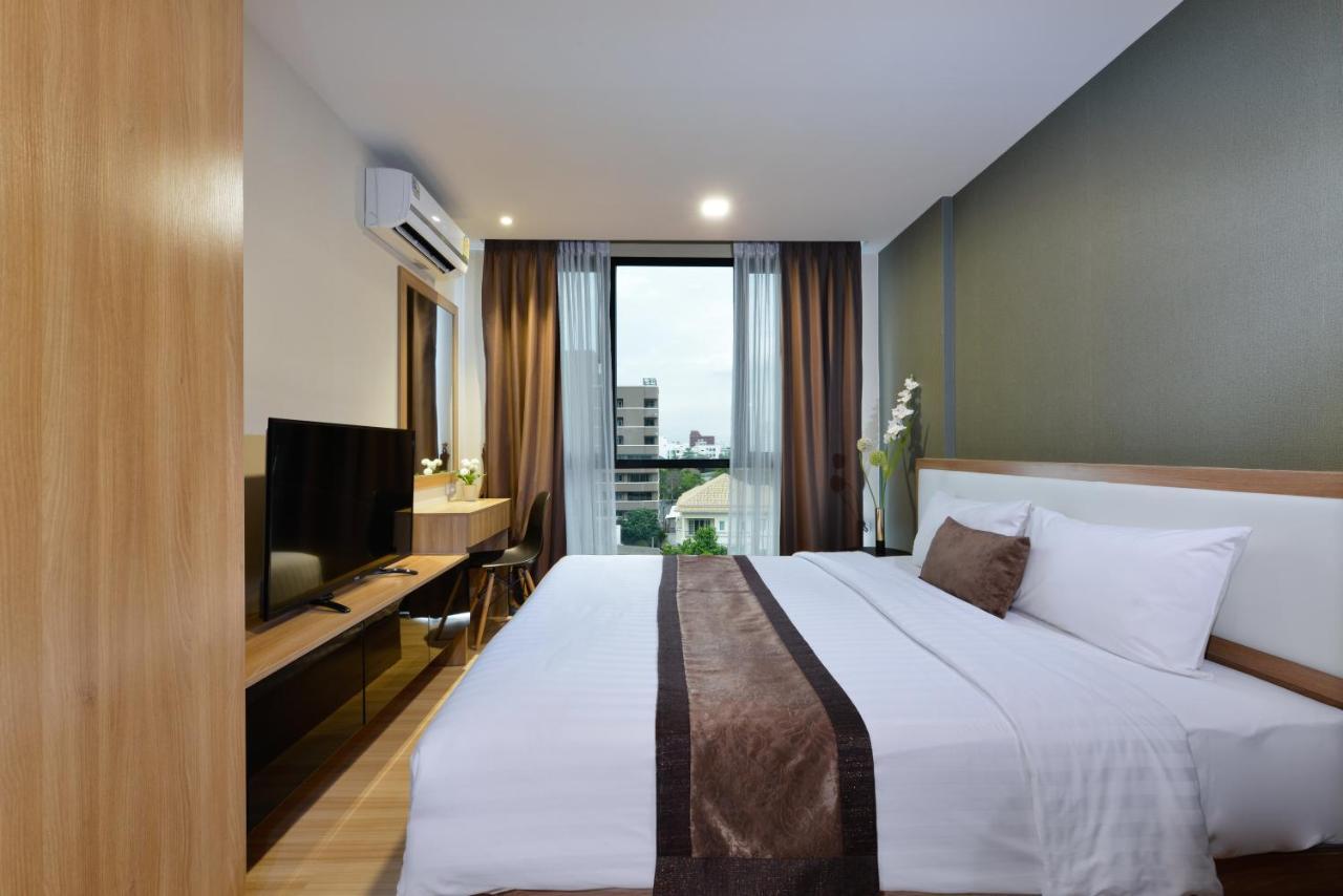 Ramada By Wyndham Bangkok Ten Ekamai Residences Εξωτερικό φωτογραφία