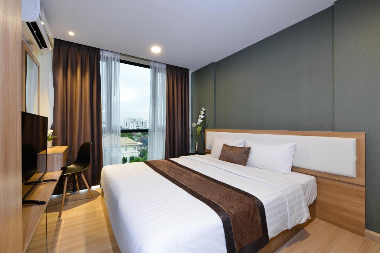 Ramada By Wyndham Bangkok Ten Ekamai Residences Εξωτερικό φωτογραφία