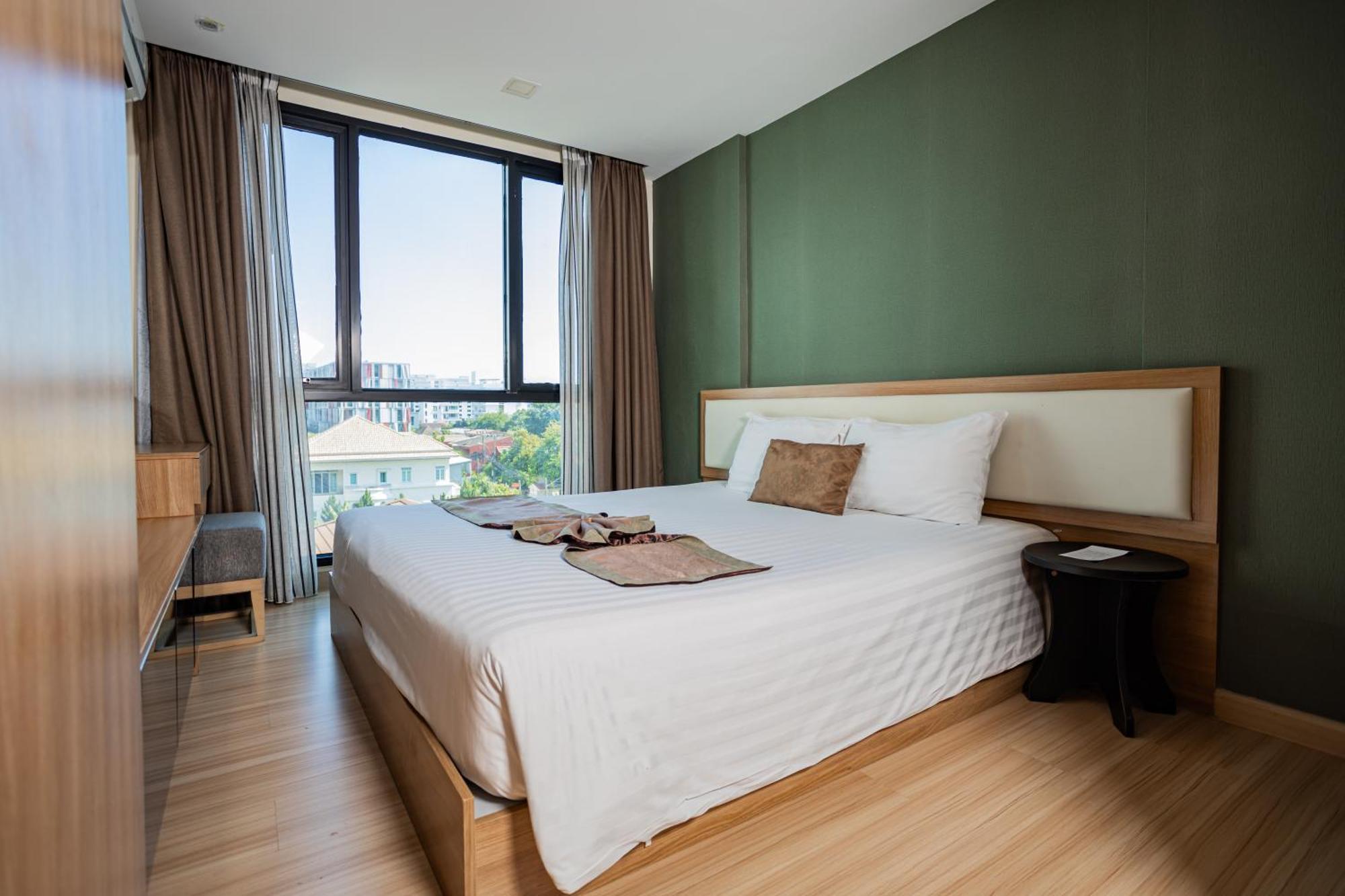 Ramada By Wyndham Bangkok Ten Ekamai Residences Εξωτερικό φωτογραφία
