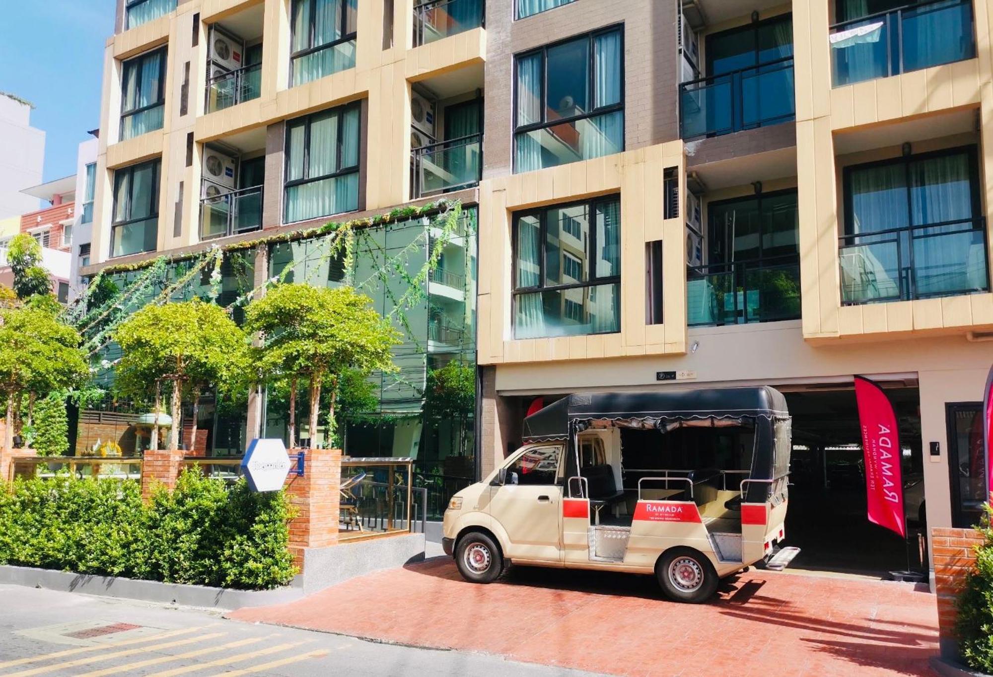 Ramada By Wyndham Bangkok Ten Ekamai Residences Εξωτερικό φωτογραφία