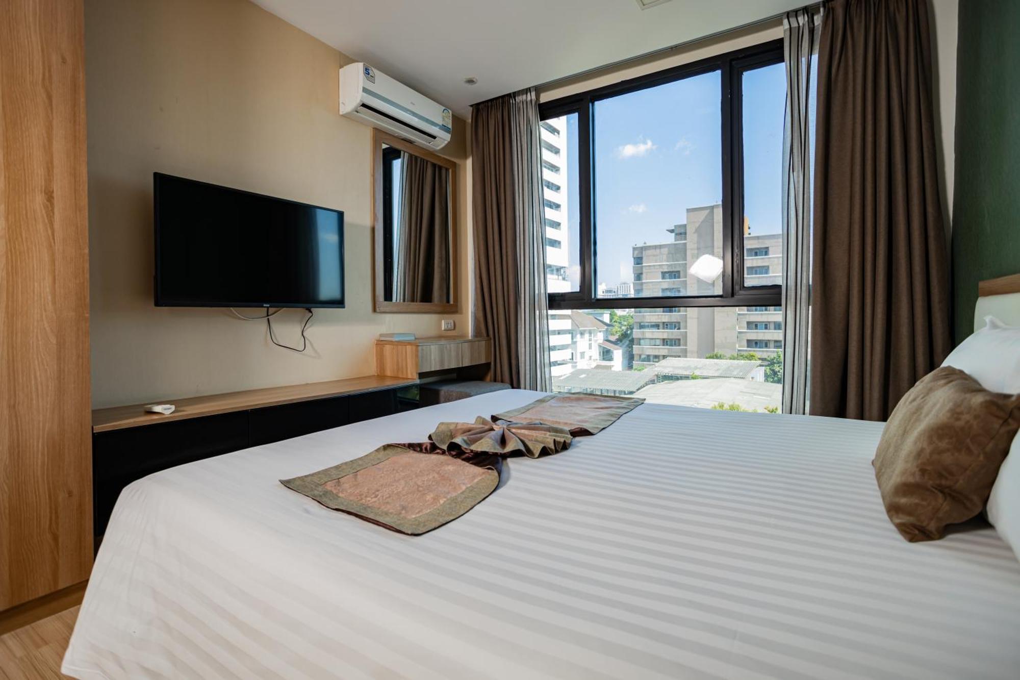 Ramada By Wyndham Bangkok Ten Ekamai Residences Εξωτερικό φωτογραφία