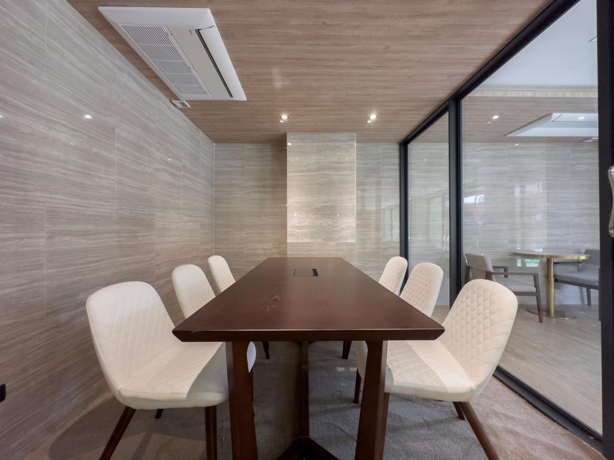 Ramada By Wyndham Bangkok Ten Ekamai Residences Εξωτερικό φωτογραφία